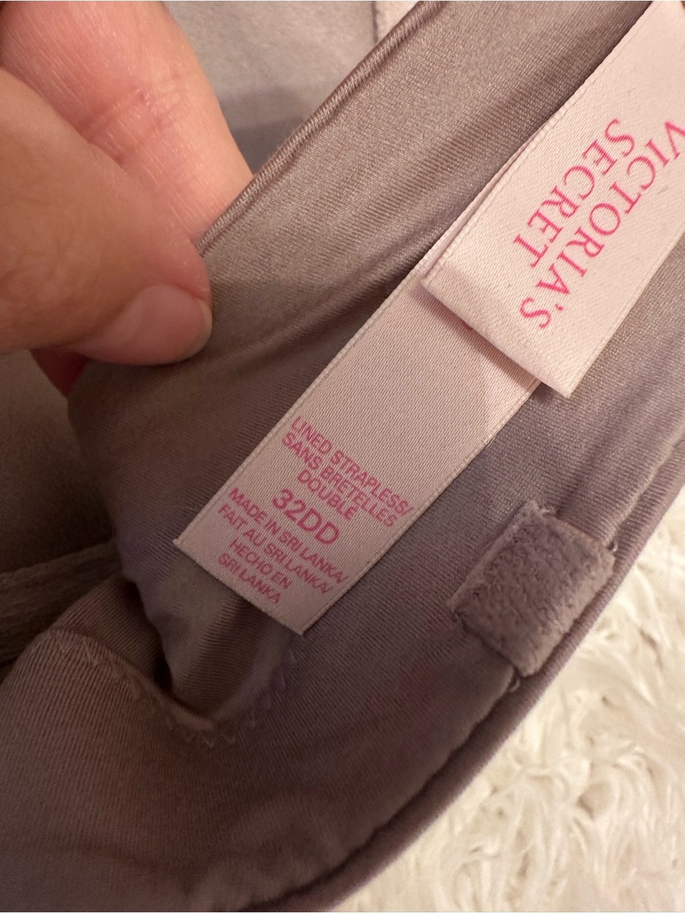 Victoria’s Secret Strapless Bra 32DD Taupe Nude Convertible Removable Straps - Picture 3 of 6
